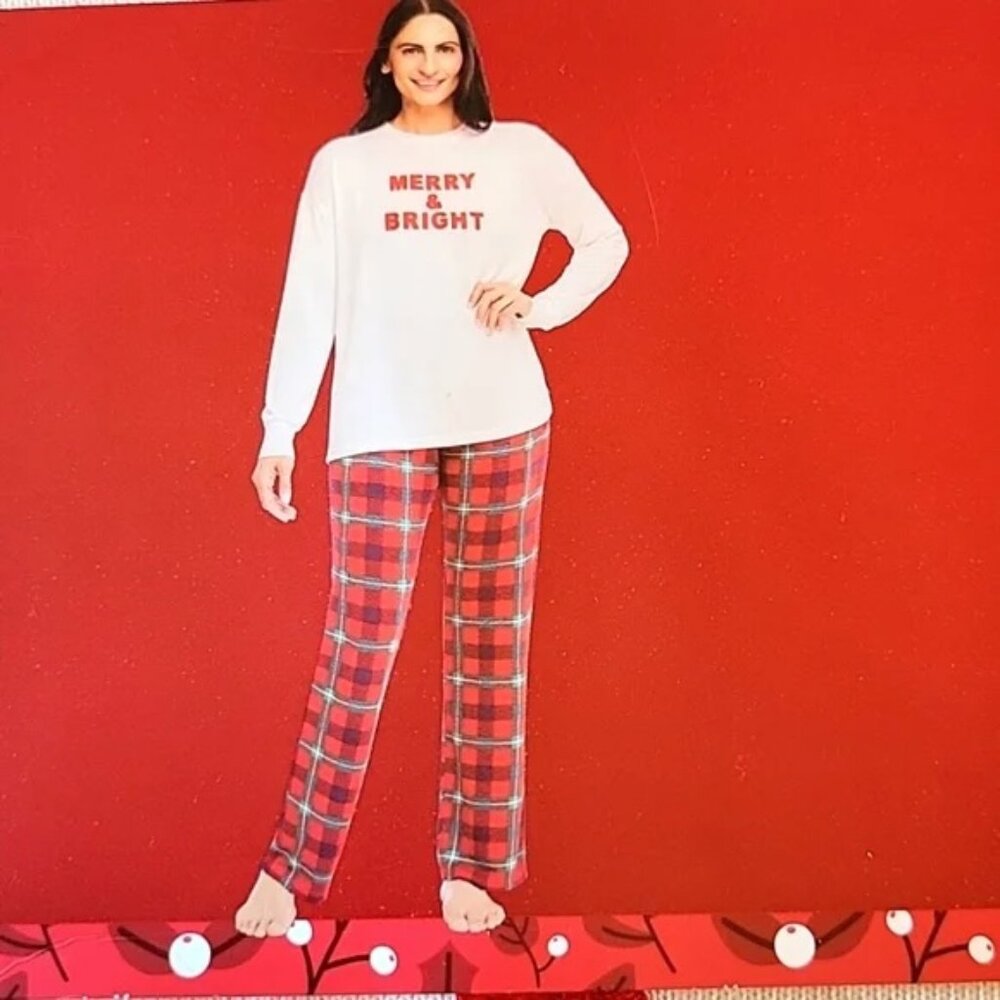 Super Soft Christmas Pajamas: Merry & Bright [Women's M]